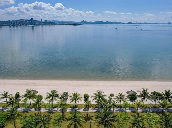 Victoria Villas Ha Long Exteriör bild